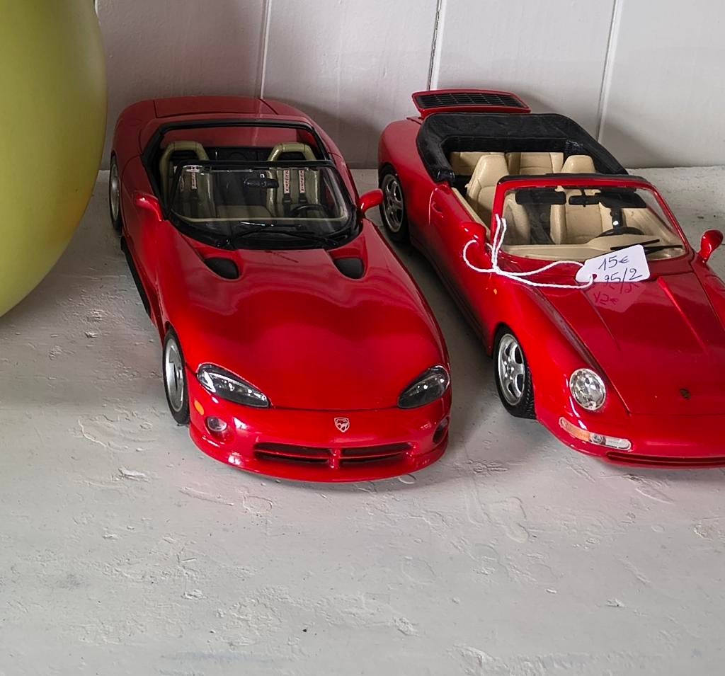2 mooie rode modelauto's, Ophalen