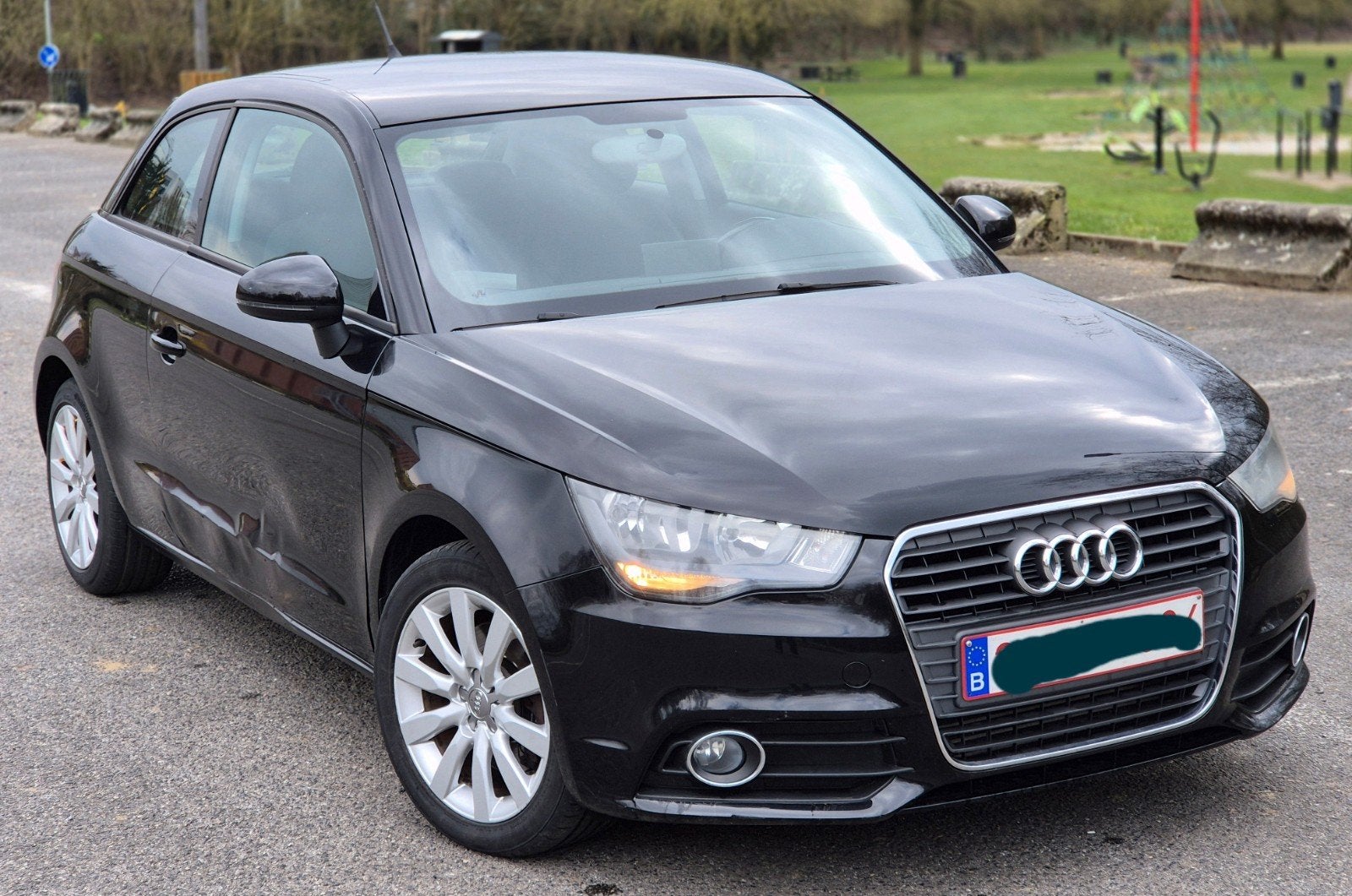 audi A1 16tdi 2010.130mkm 1prop gps clima Cruise 4500€, Autos, Audi, Euro 5, A1, Boîte manuelle, Noir