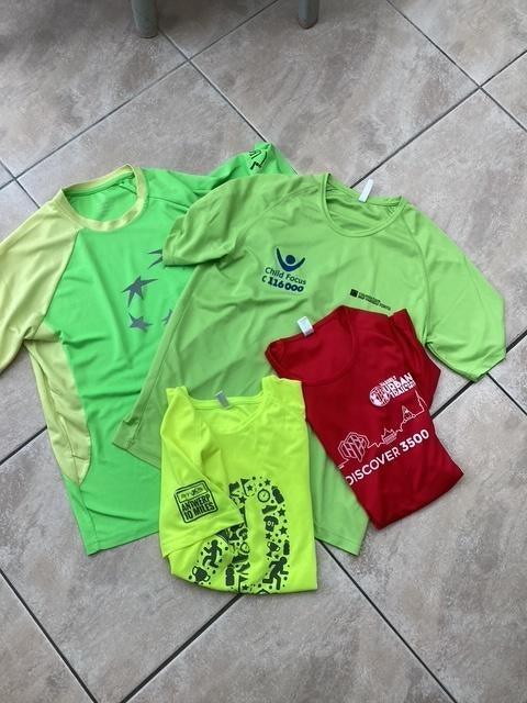 Jogging shirts / loop T-shirts Dri-Fit, Sport en Fitness, Loopsport en Atletiek, Zo goed als nieuw, Kleding, Hardlopen, Overige merken