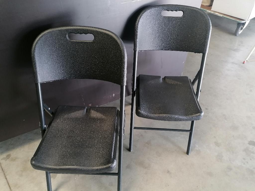 38 zeer stevige klapstoelen+5 klaptafels, Ophalen, Meubilair