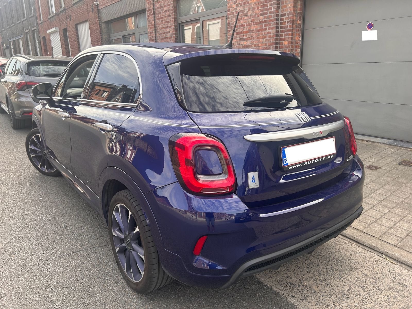 Fiat 500X Dolcevita 1.5 Hybrid Yacht Club Capri DCT, Neuf, Arrière, Enlèvement, Porte