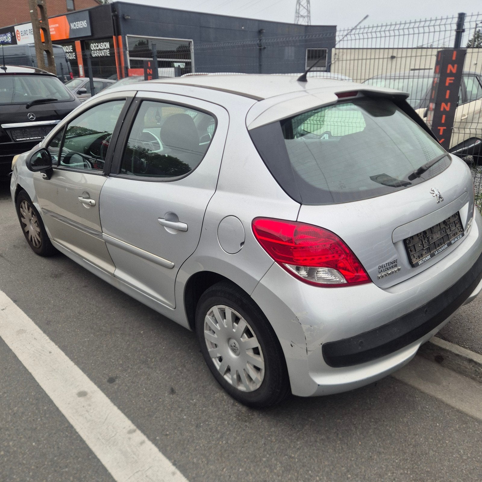 Peugeot 207 1.6 HDi – 2011 – Diesel – 220 000 km, Autos, Achat, Boîte manuelle, 5 portes, Climatisation automatique