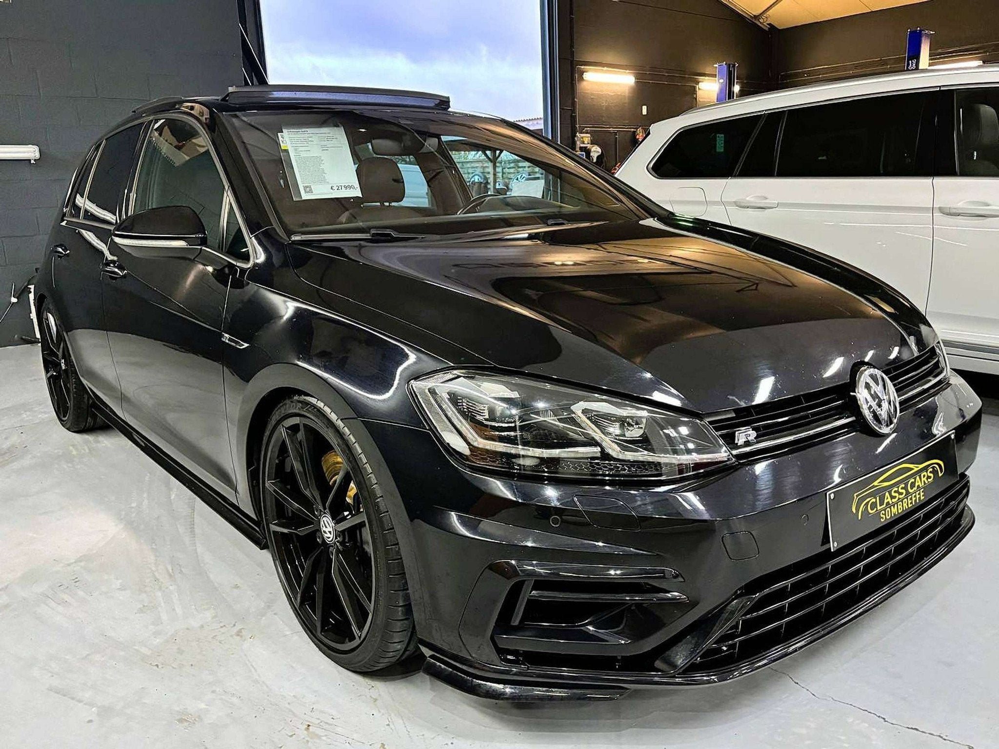 Volkswagen Golf R 2.0 TSI 4Motion COCKPIT DSG PANO CAM DISTR, Automaat, Gebruikt, Zwart, 4 cilinders