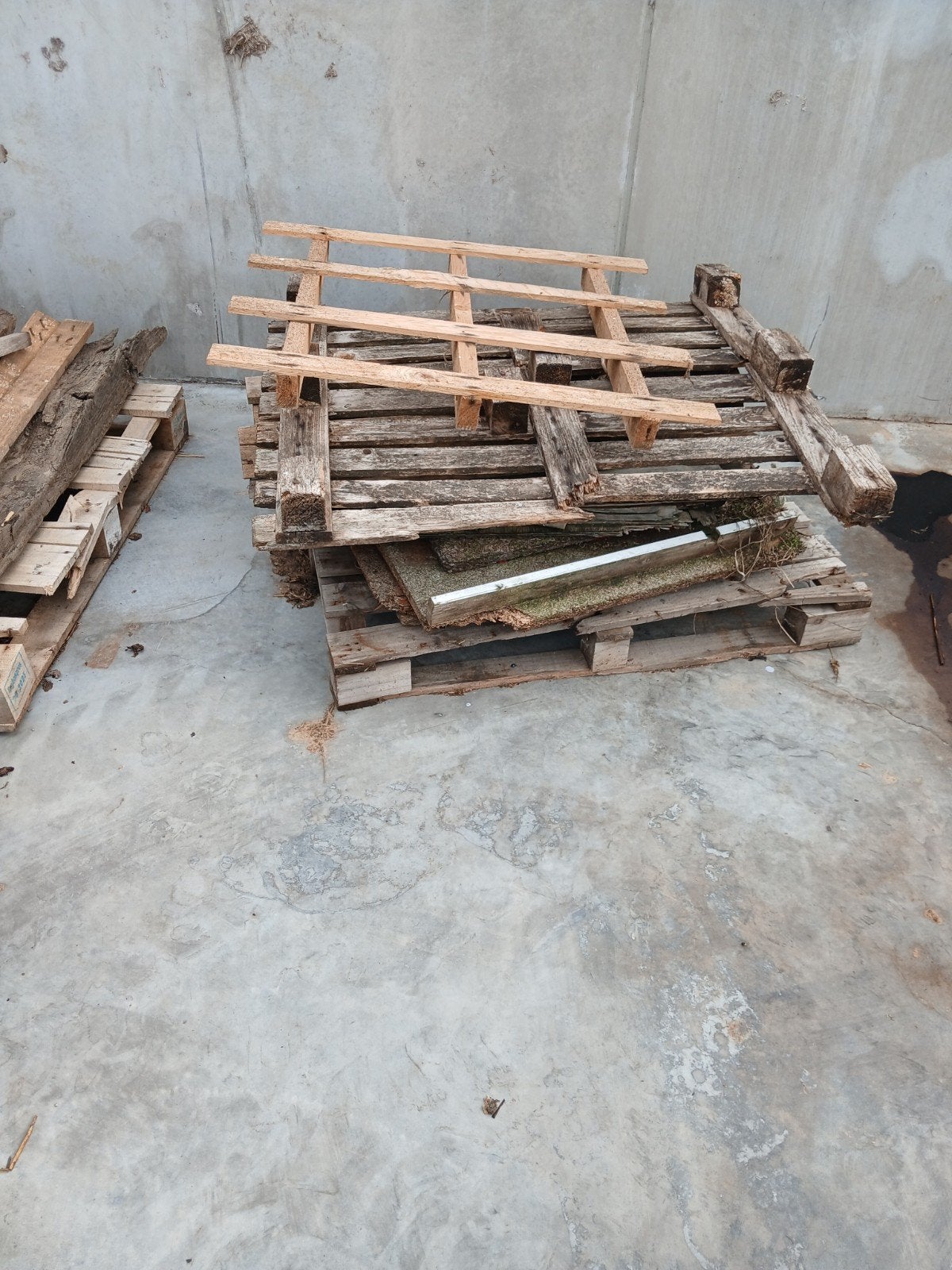 bois de chauffage, Jardin & Terrasse, Poteaux, Poutres & Planches, Enlèvement