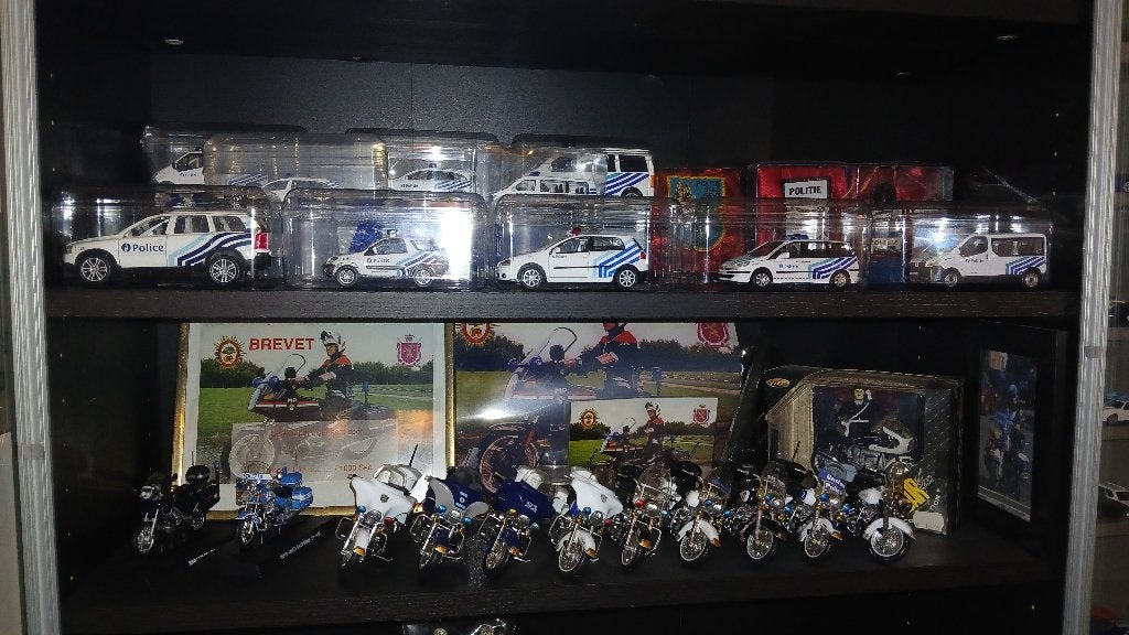 schaalmodellen politie (volledige collectie), Ophalen, Zo goed als nieuw, Auto