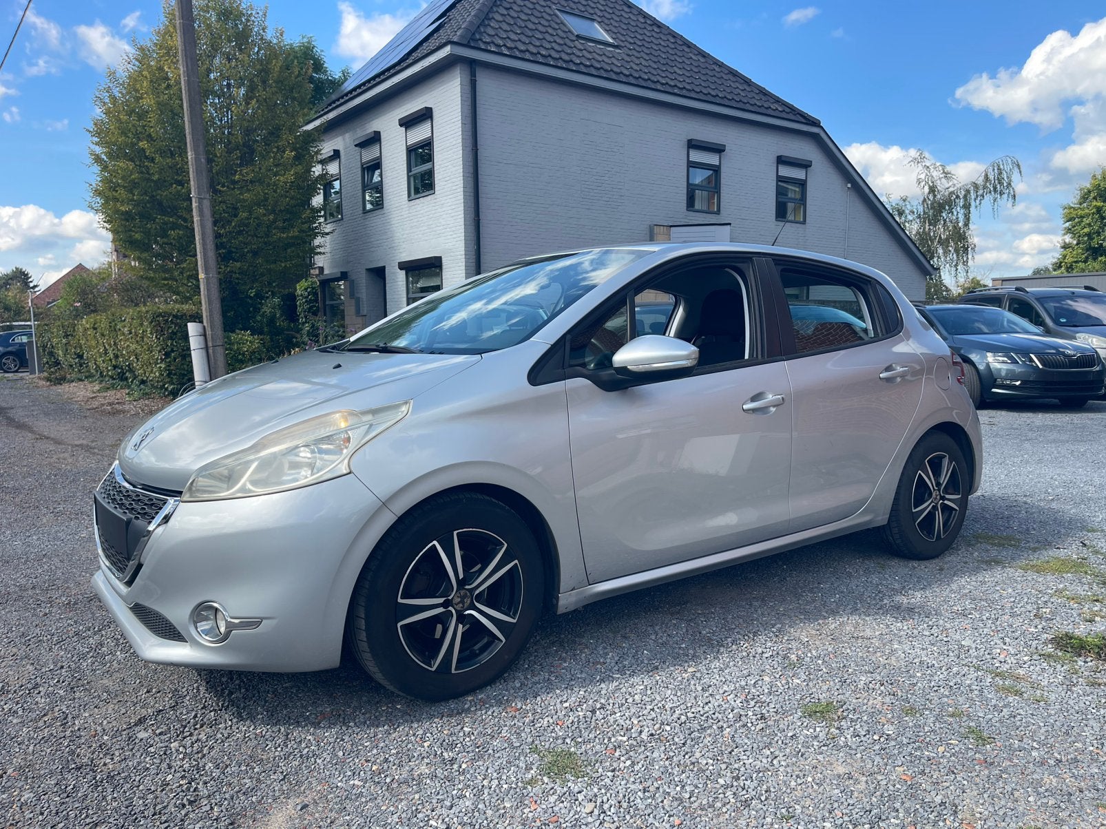Peugeot 208 1.4i Benzine,Airco,Gps,Sensoren,Cruise control,, Auto's, Euro 5, 129 g/km, 4 cilinders, https://public.car-pass.be/vhr/a075634c-0129-4d07-87bc-1432a512e3c4