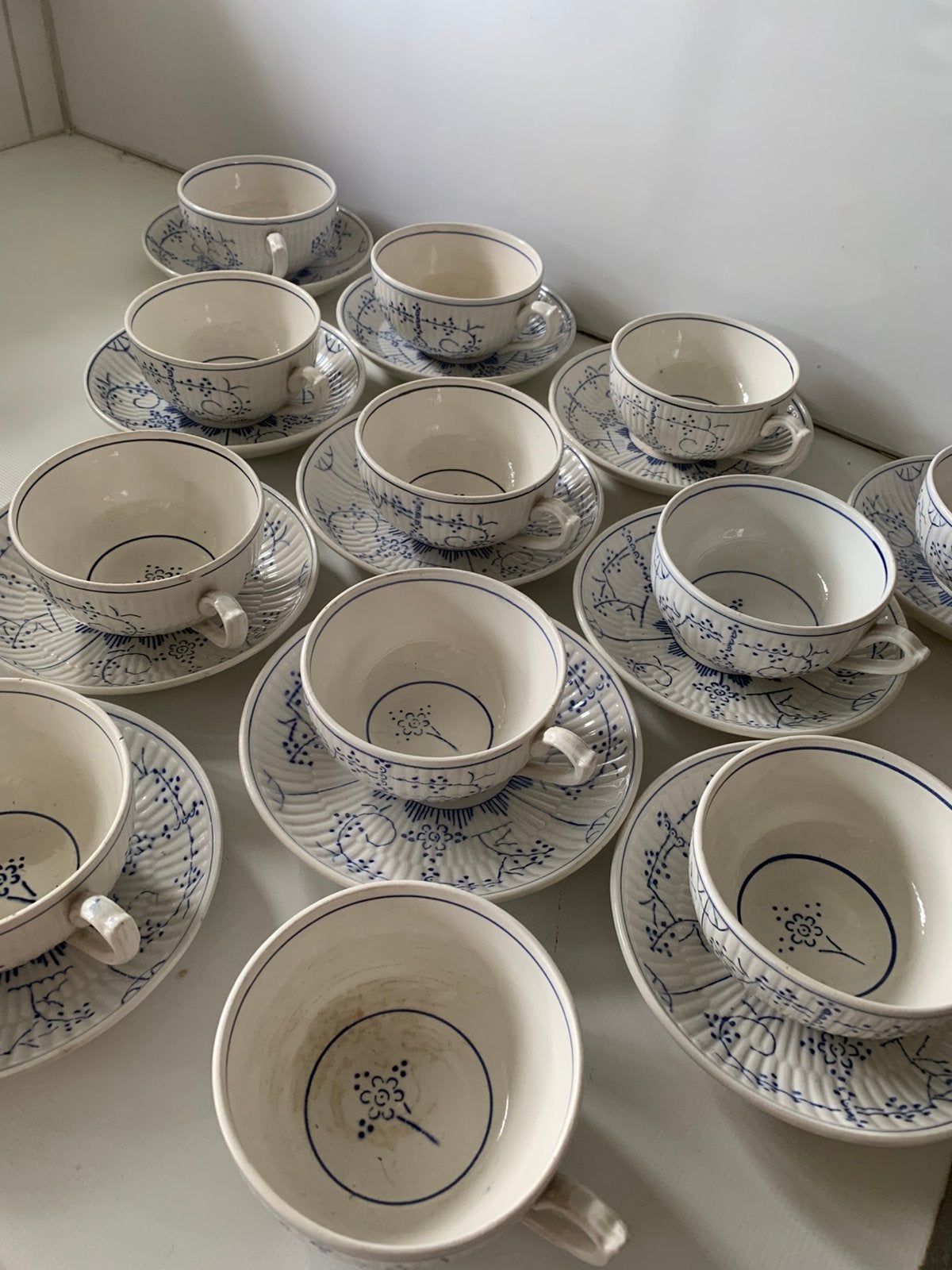 Tasses et sous-tasses Boch et freres - modele cooenhagen -, Enlèvement ou Envoi