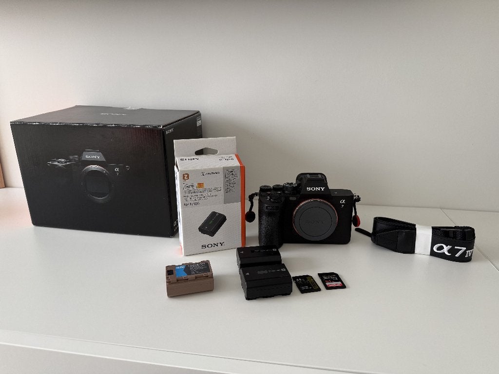 Sony A7 IV body in nieuwstaat + extra's, TV, Hi-fi & Vidéo, Appareils photo numériques, 33 mégapixels, Enlèvement ou Envoi, Comme neuf