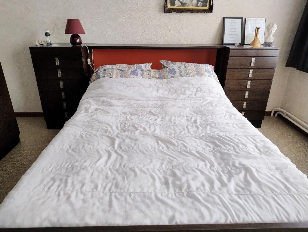 vintage slaapkamer met tweepersoonsbed, Enlèvement, Utilisé, Deux personnes