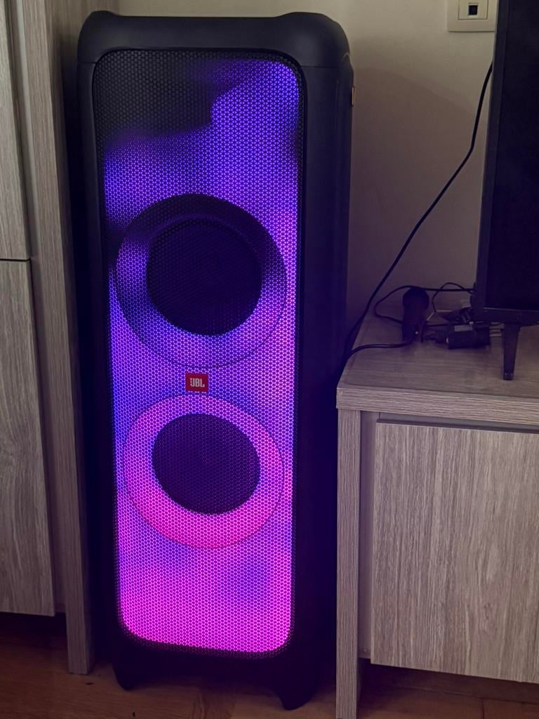 Jbl partyboox 1000 (werkt perfect), Ophalen, Zo goed als nieuw