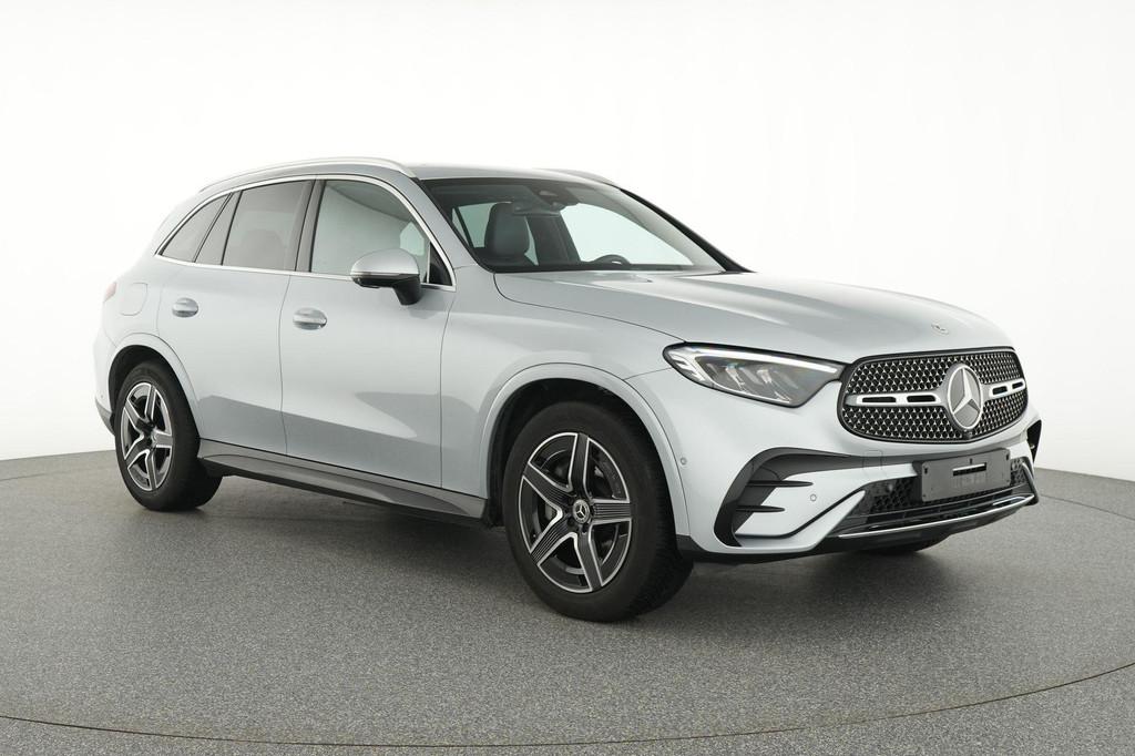 Mercedes-Benz GLC-klasse 200 4MATIC SUV AMG Line | 360 Cam, Auto's, Mercedes-Benz, Automaat, Stof, Gebruikt, Zwart