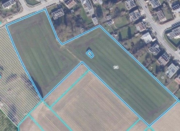 Ruim en uitstekend gelegen perceel grond 2 ha 04 a 96 ca, 3020Herent, 1500 m² of meer