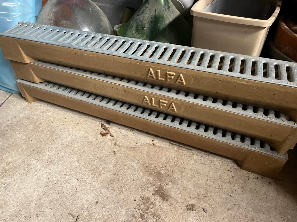 Afvoergoot polybeton 100 cm, Doe-het-zelf en Bouw, Buizen en Afvoer, Ophalen, Zo goed als nieuw