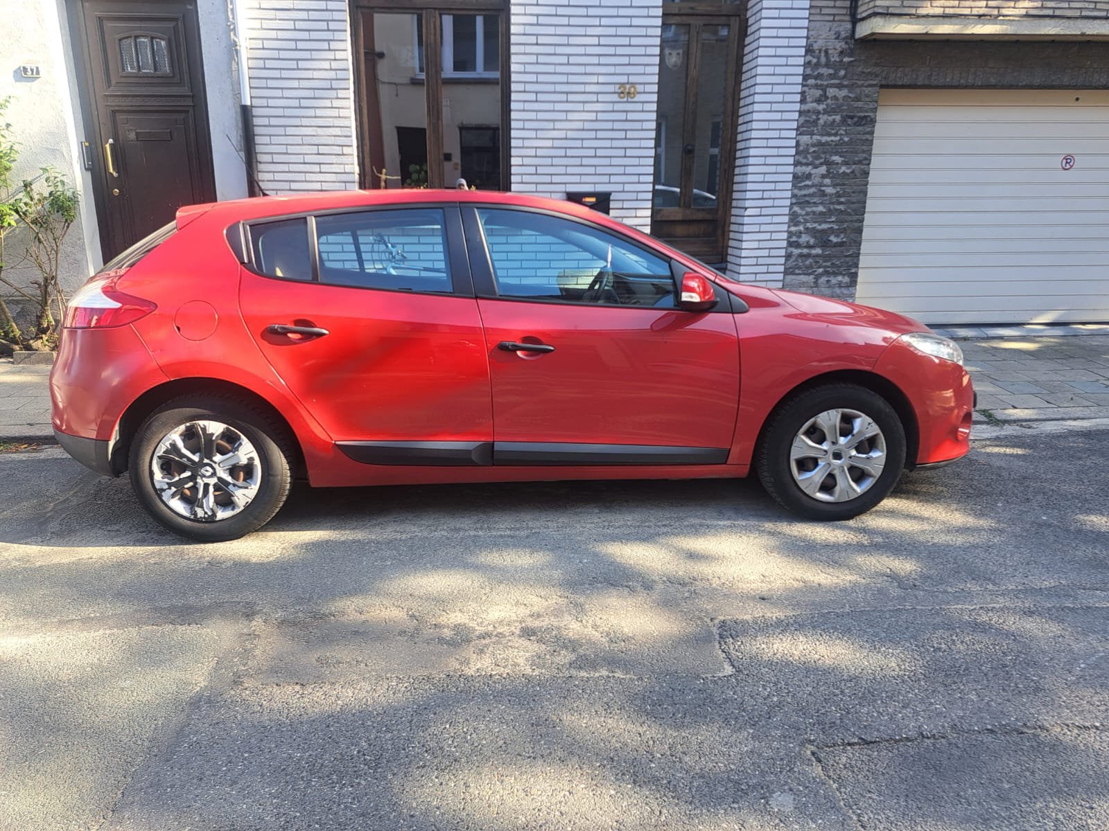 Renault megane 2010-2011  123d km, Voorwielaandrijving, Stof, Handgeschakeld, Particulier