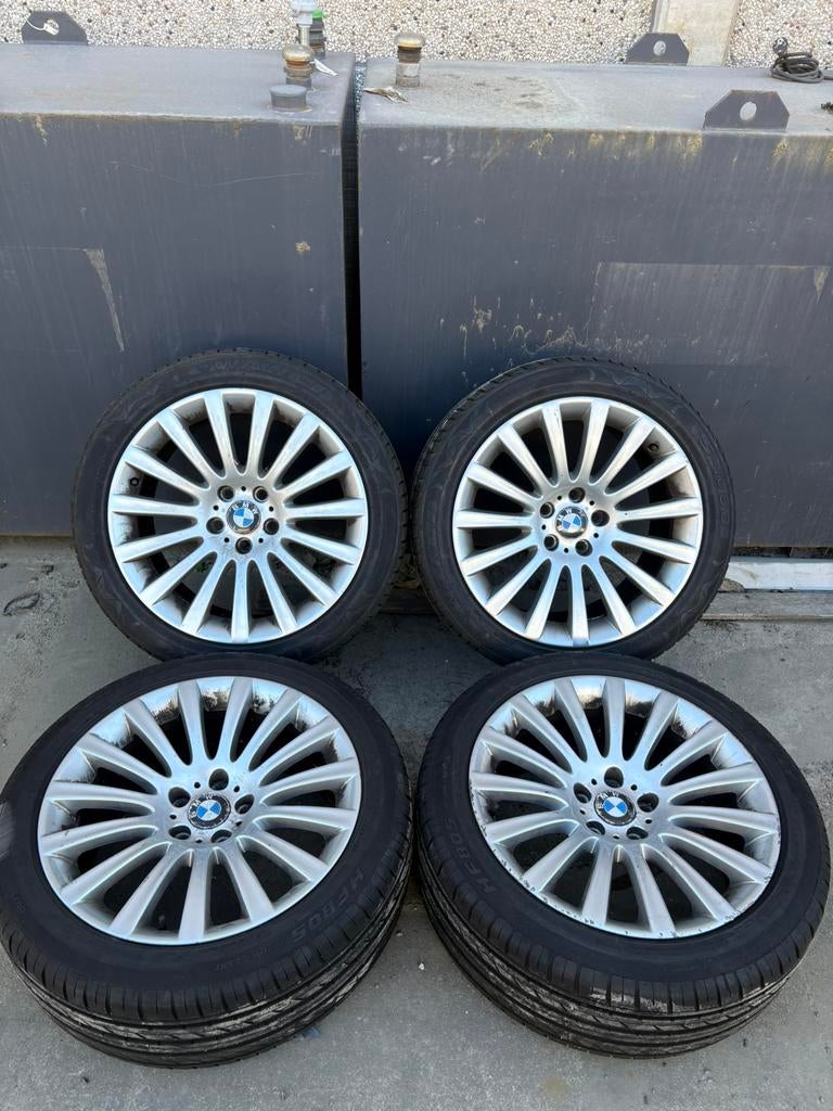 Style 235, Ophalen, Velg(en)