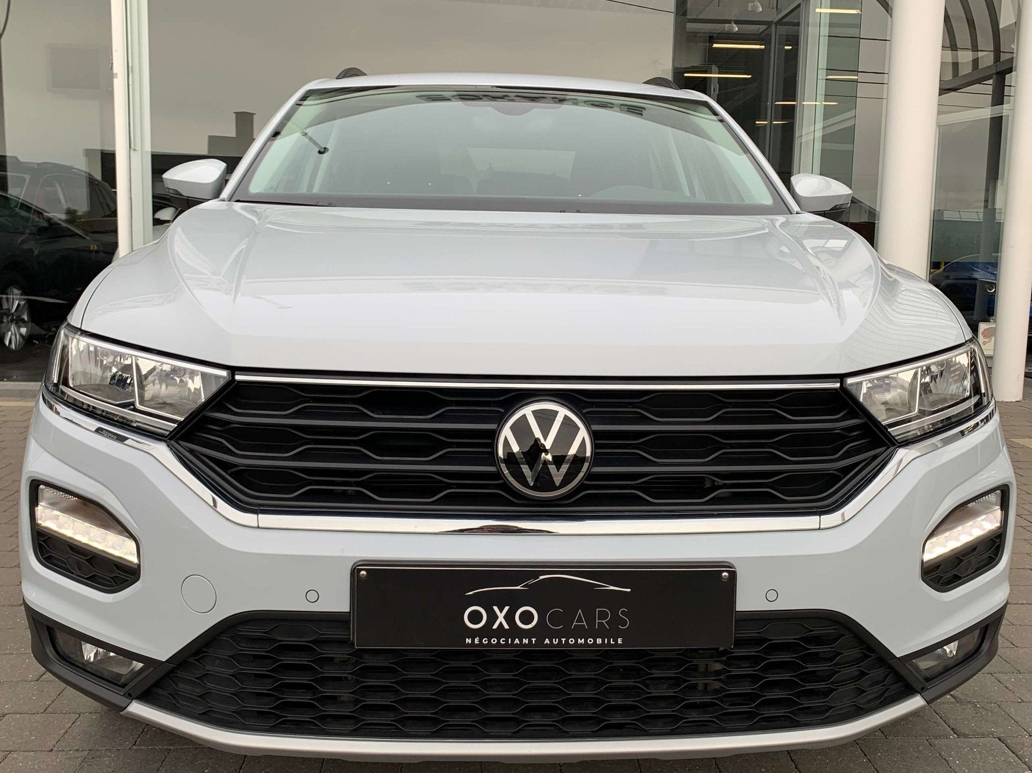 Volkswagen T-Roc 1.5 TSI UNITED 150CV / Virtual Cockpit / Gr, Autos, Achat, Entreprise, Boîte manuelle, Assistance au freinage d'urgence