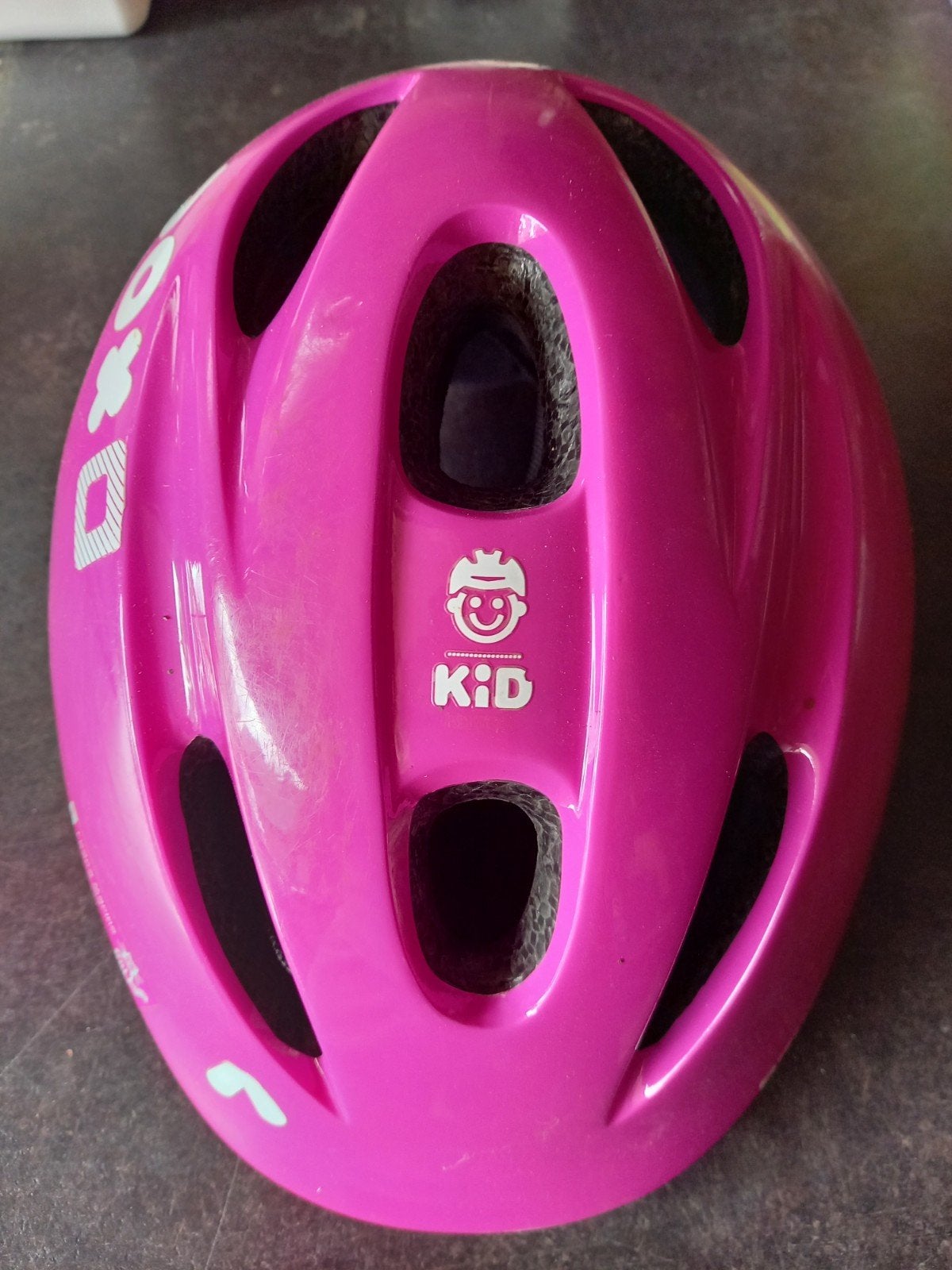 Kinderfietshelm gratis
Decathlon Btwin
Ophalen te Langdorp, Fietsen en Brommers, Ophalen, Gebruikt, Meisje