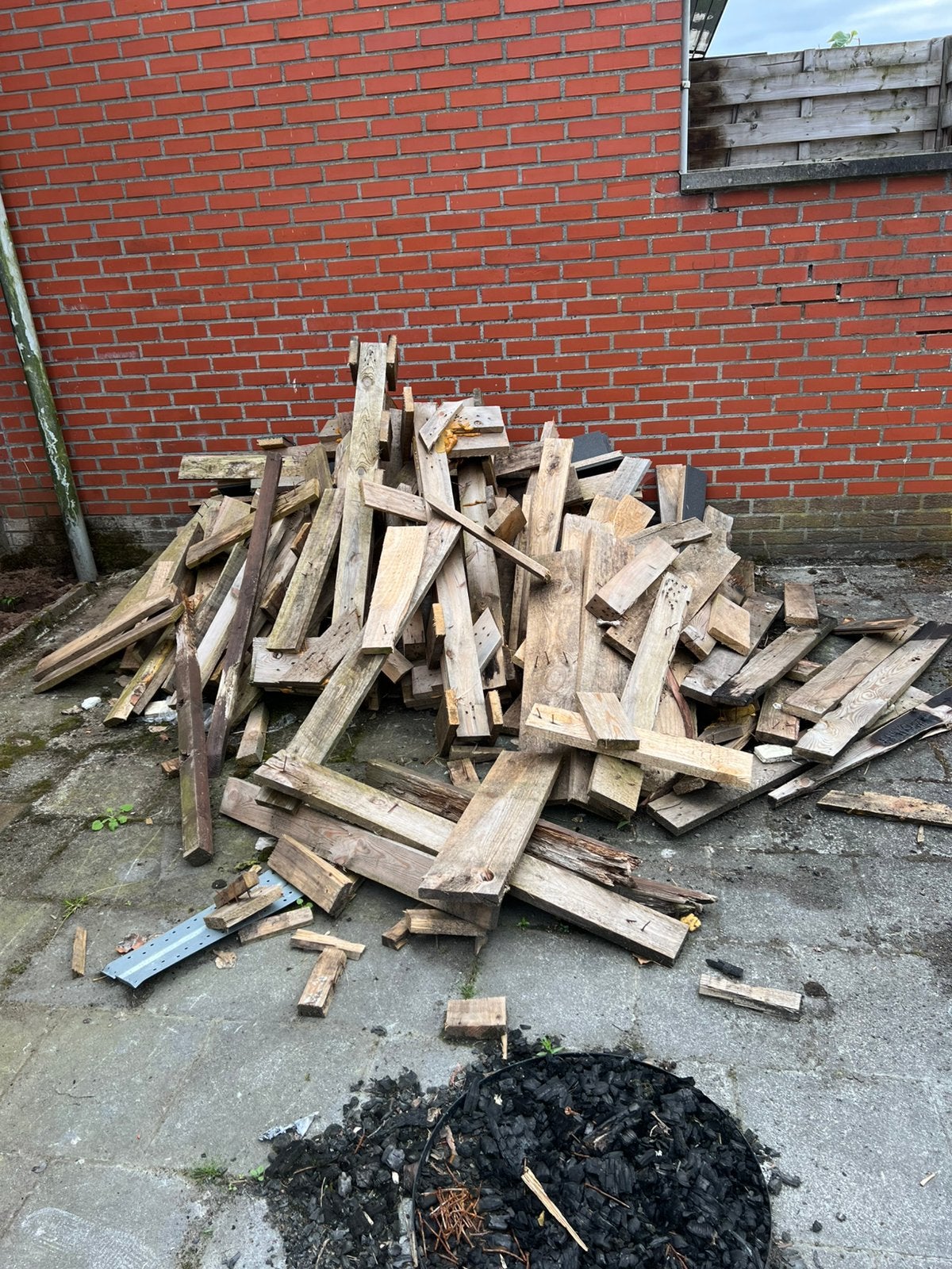 Brandhout gratis, Enlèvement