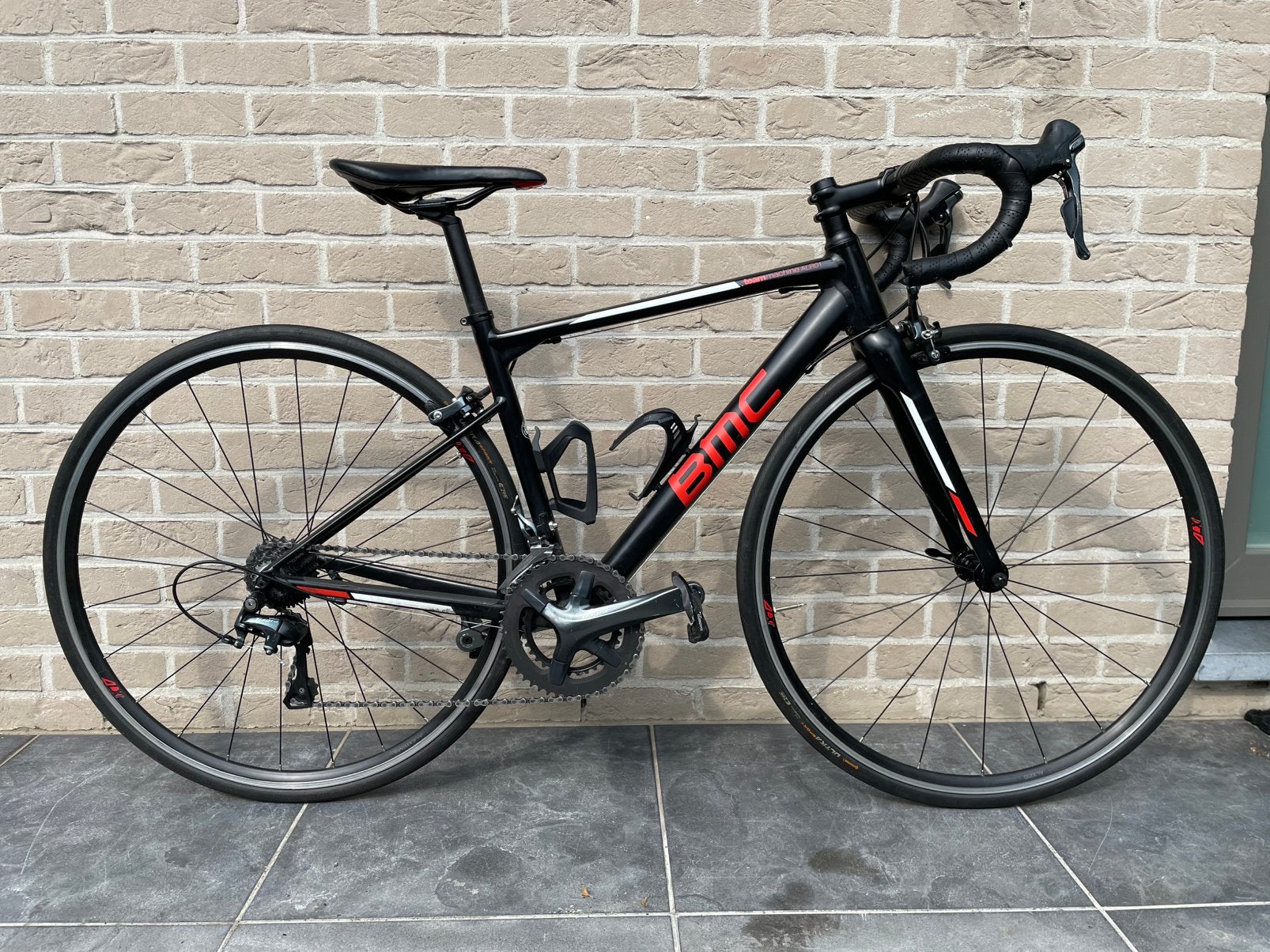 BMC teammachine ALR01, 28 inch, Gebruikt, 10 tot 15 versnellingen, Velgrem