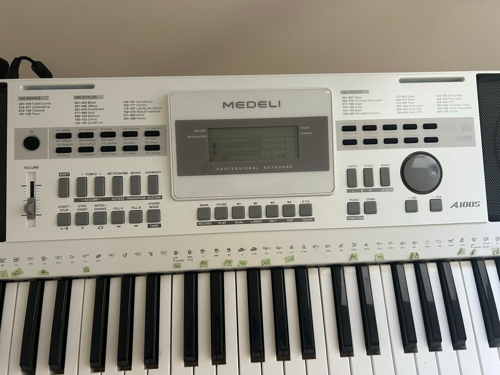Clavier medeli, Muziek en Instrumenten, Synthesizers, Met standaard, Ophalen, Overige merken, 61 toetsen