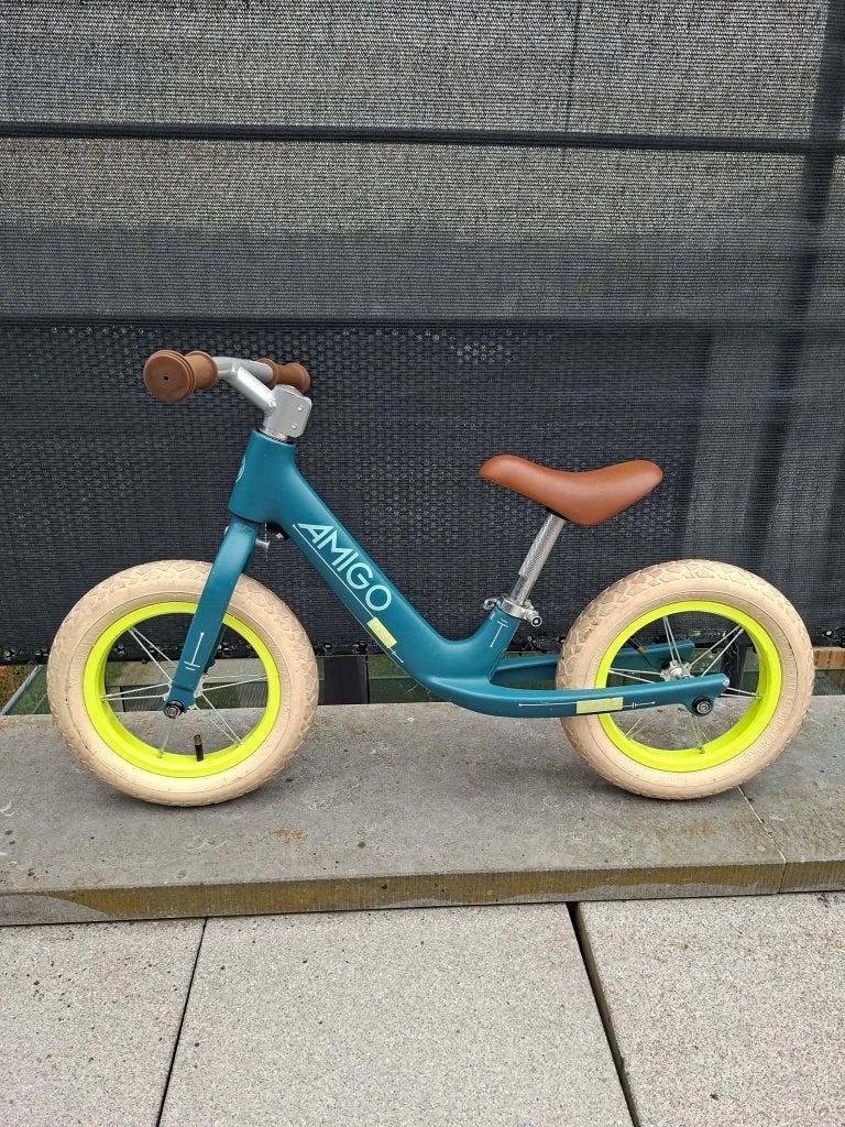 Loopfiets AMIGO VOLT 12 Inch Junior, Ophalen, Zo goed als nieuw, Loopfiets
