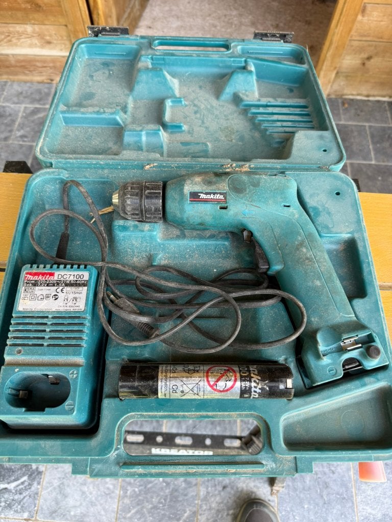 Makita schroefmachine, Ophalen, Gebruikt