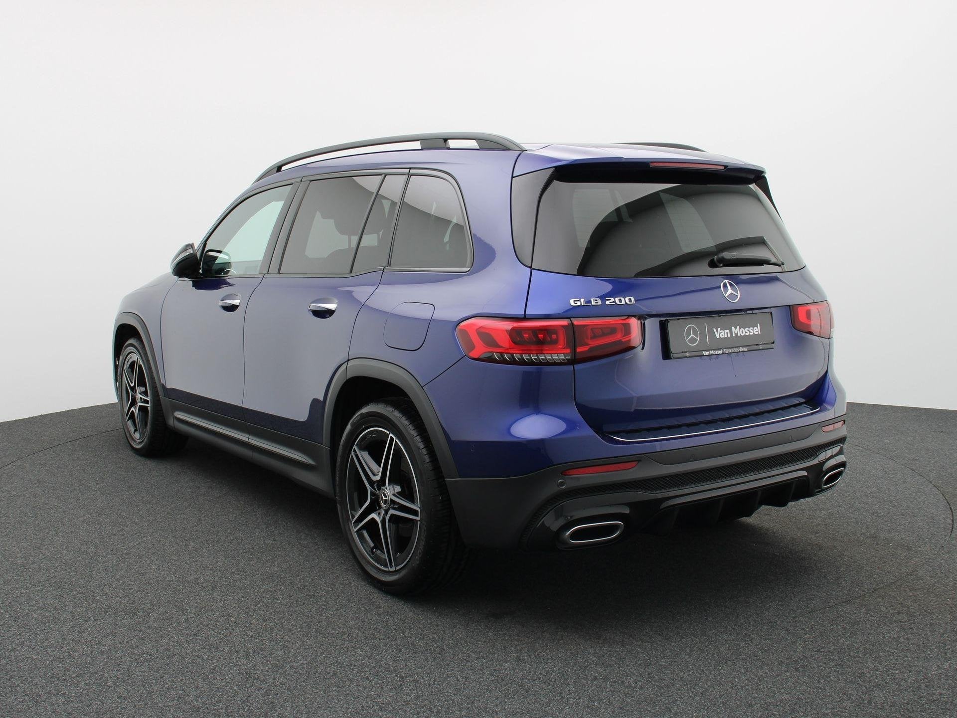 Mercedes-Benz GLB 200 AMG LINE + PANORAMISCH DAK + MULTIBEAM, Auto's, Dealer onderhouden, Stof, Zwart, 4 cilinders