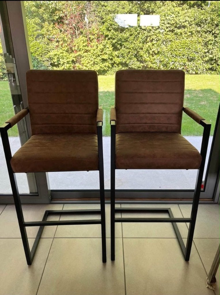 Tabouret de bar avec accoudoir (2) couleur cognac, 90 cm ou plus, 2 tabourets, Comme neuf, Enlèvement