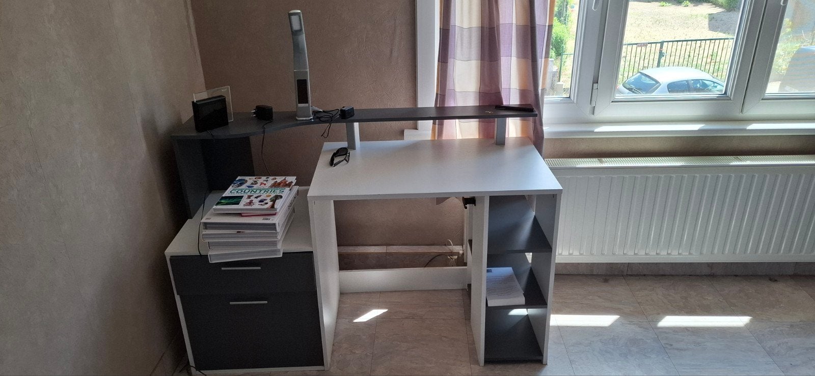 Bureau fabriqué en France, Enlèvement