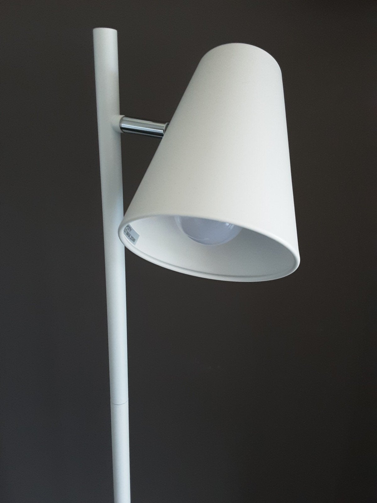 Unilux spoty staanlamp- NIEUW, Huis en Inrichting, Lampen | Vloerlampen, Ophalen
