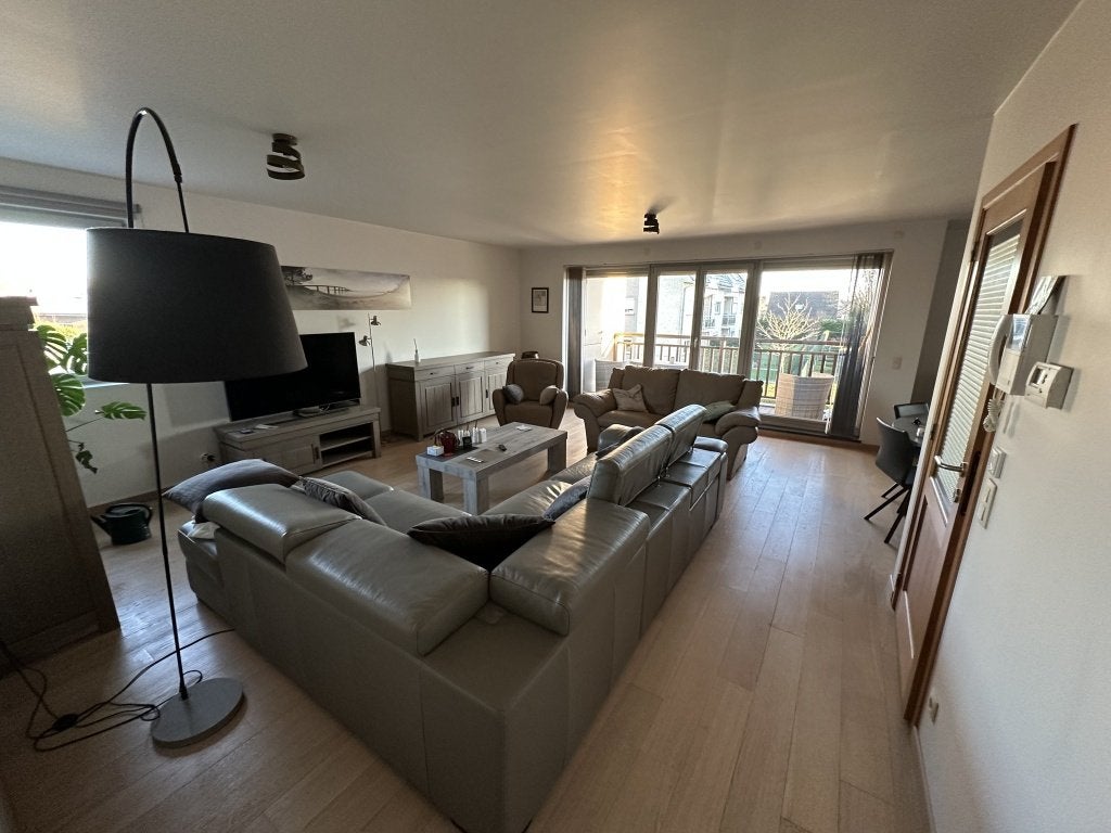 Ruim drie slaapkamer app 117 m², EPC A, lift en parking, Provincie Oost-Vlaanderen, Tot 200 m², 3 kamers, 17 kWh/m²/jaar