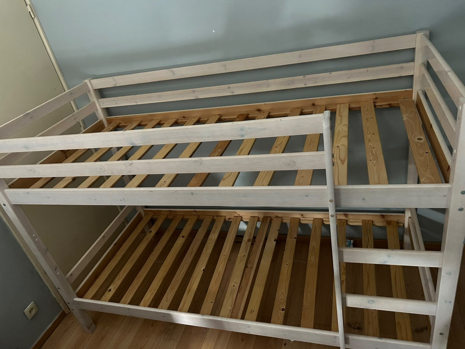 stapelbed, Enlèvement, Lits superposés