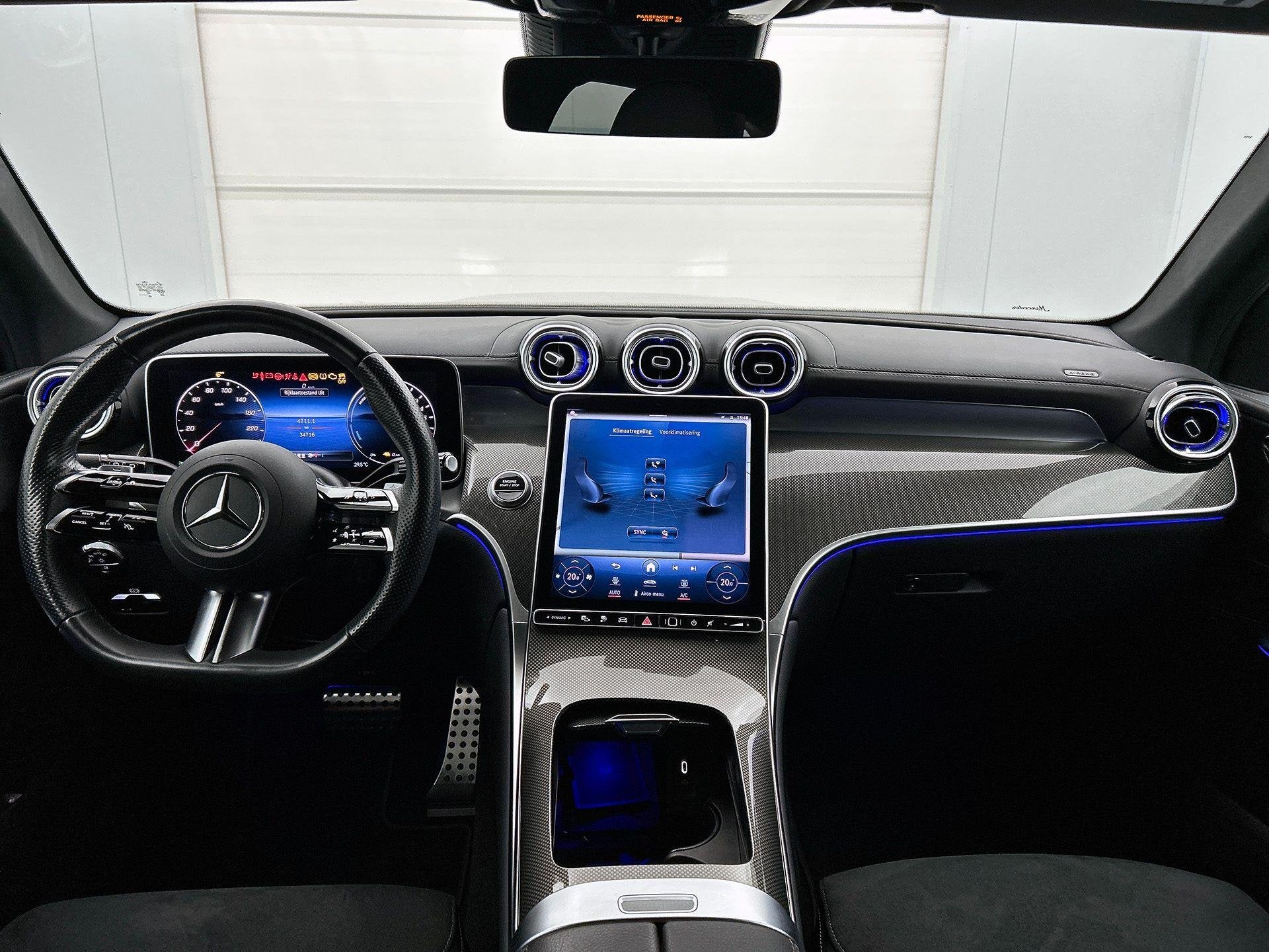 Mercedes-Benz GLC-klasse 300 e 4MATIC AMG Line | Night Pack, Automaat, Gebruikt, 4 cilinders, 2000 kg