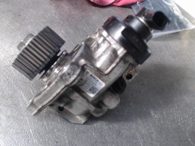 Pompe à injection Volkswagen Tiguan 2 2.2TDi  0445010789, Enlèvement, Utilisé, Volkswagen
