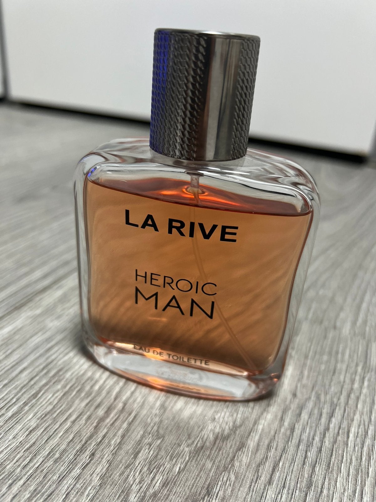Parfum La Rive Heroic Man 100 ml, Envoi, Comme neuf