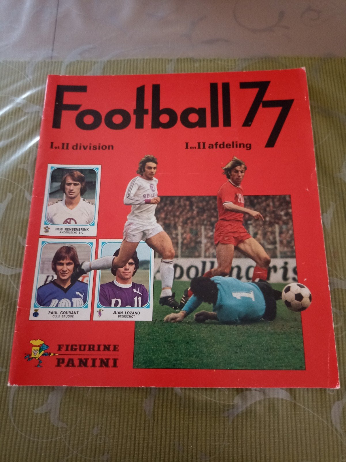 Panini leeg album football 77, Enlèvement ou Envoi, Comme neuf