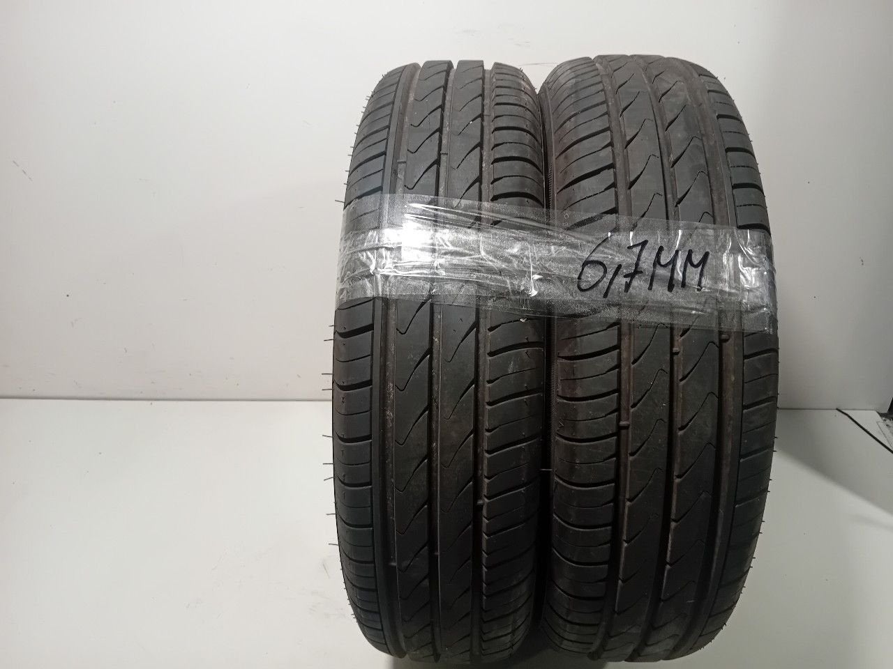 Bandenset 2 stuks Zomer 165 70 R14, Van der Ven Autorecycling B.V., Gebruikt, Ettenseweg 76, 4706 PB Roosendaal, The Netherlands