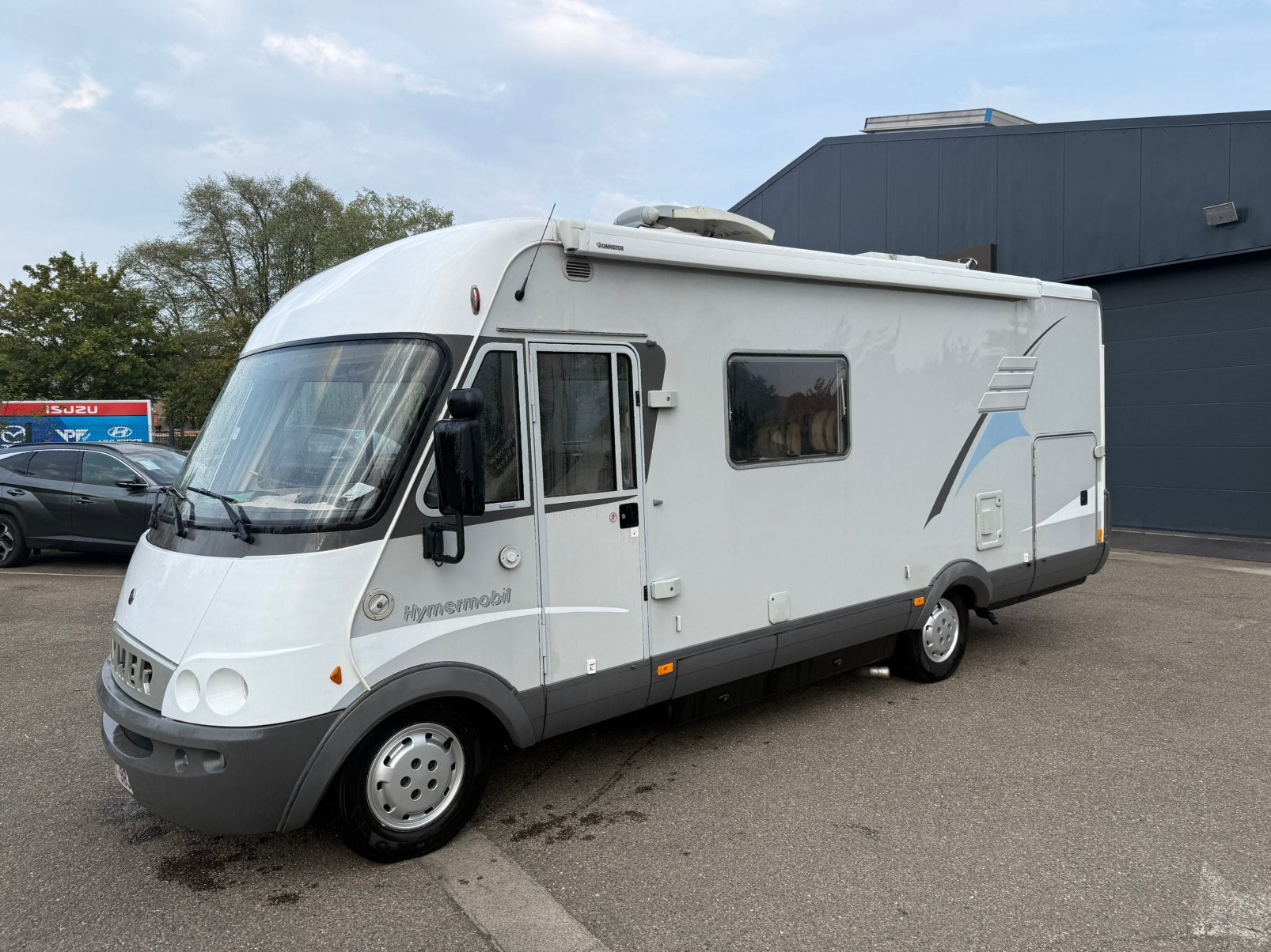 Hymer b614 zonnepanelen/wc/douche/gekeurd, Caravans en Kamperen, Integraal, Luifel, Fiat, Particulier