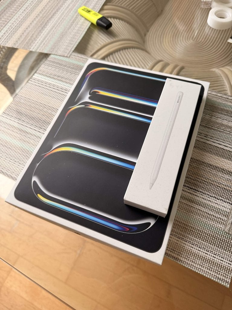 Apple iPad Pro (2024) 13" 256GB + Magic Pen pro en case, Informatique & Logiciels, Apple iPad Tablettes, Neuf, Apple iPad Pro