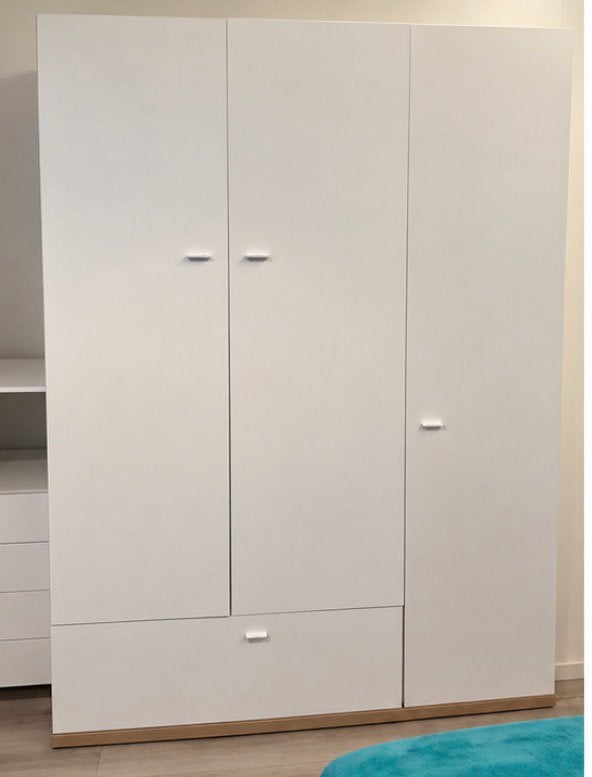 Witte kleerkast, Ophalen, 200 cm of meer, Met klep(pen), 150 tot 200 cm