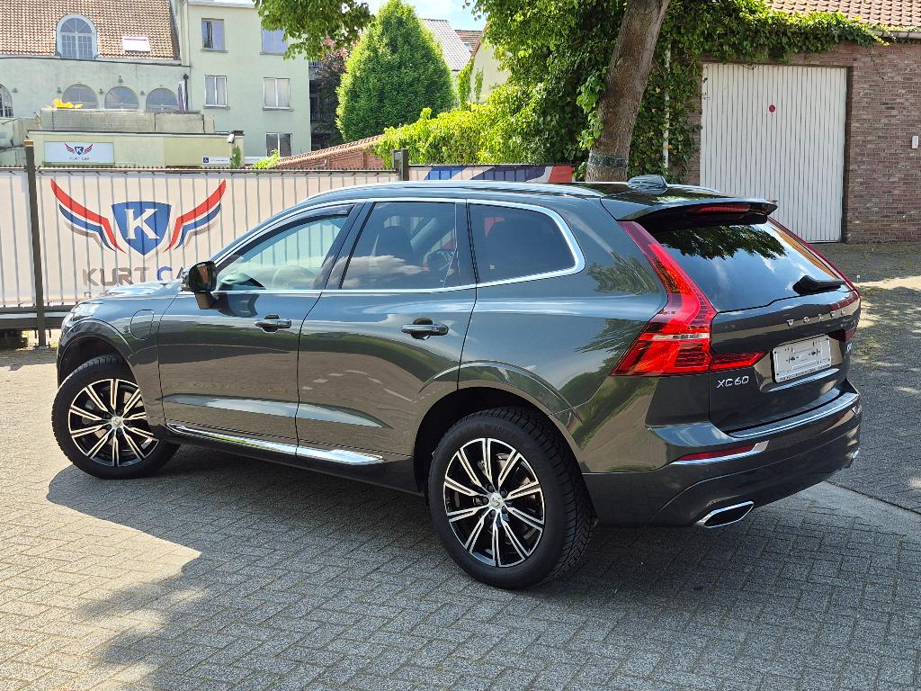 Volvo XC60 2.0 AWD T8 Inscription | Head up | Pano | Camera, Auto's, Automaat, Trekhaak, 4 cilinders, 1969 cc