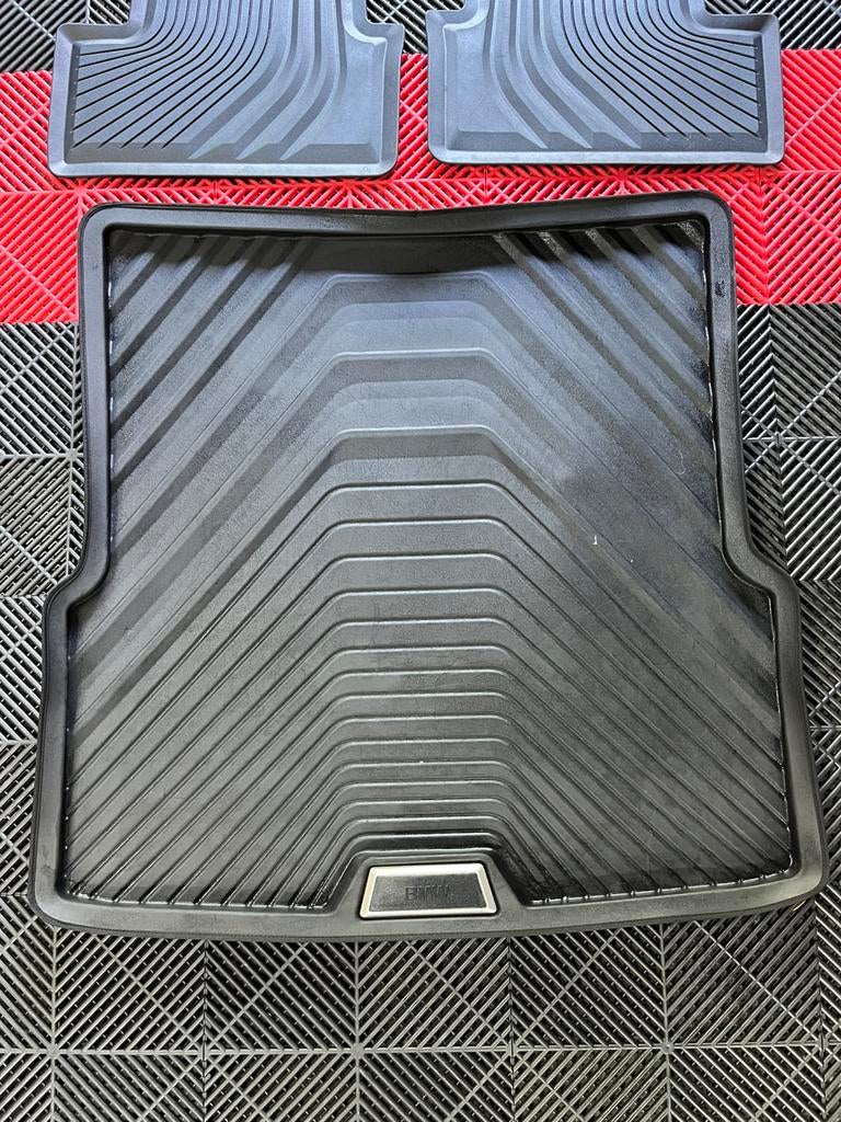 TAPIS DE COFFRE TOUS TEMPS BMW i4 G26, Enlèvement, Comme neuf