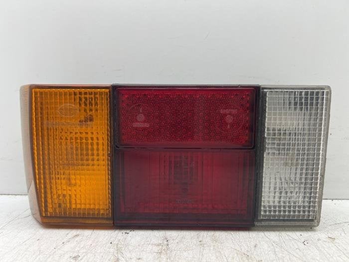 Achterlicht links van een Volkswagen Golf, Gebruikt, -, Volkswagen, -