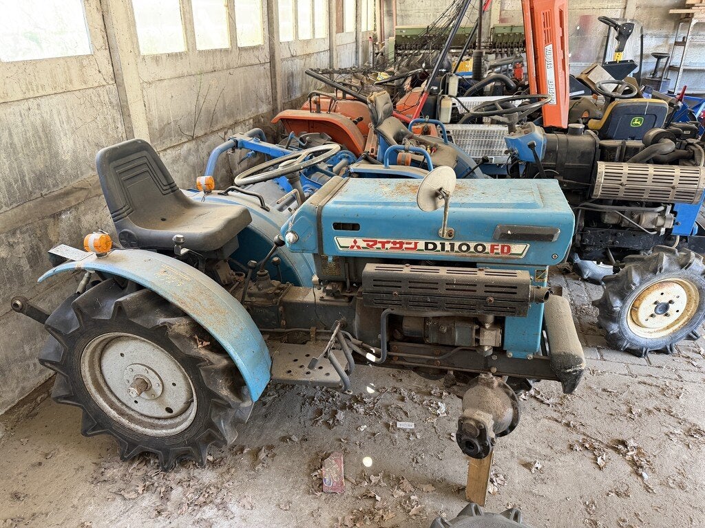 Mitsubishi D1100FD 4WD diesel minitractor als opknapper, Articles professionnels, Utilisé, Autres marques