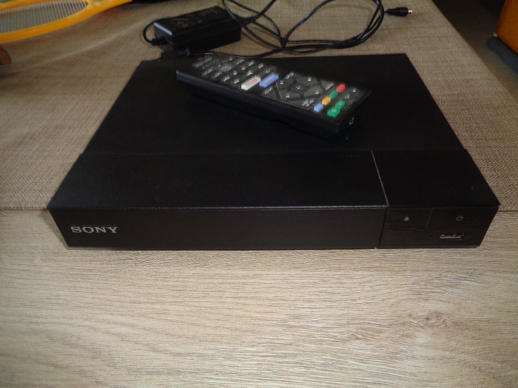 1 goed werkende dvd speler merk sony, Audio, Tv en Foto, DVD spelers, Ophalen of Verzenden, Zo goed als nieuw, Dvd-speler, Sony