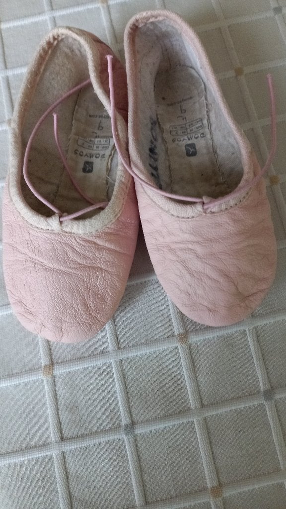 balletschoentjes kind maat 25, Ophalen of Verzenden, Gebruikt, Schoenen