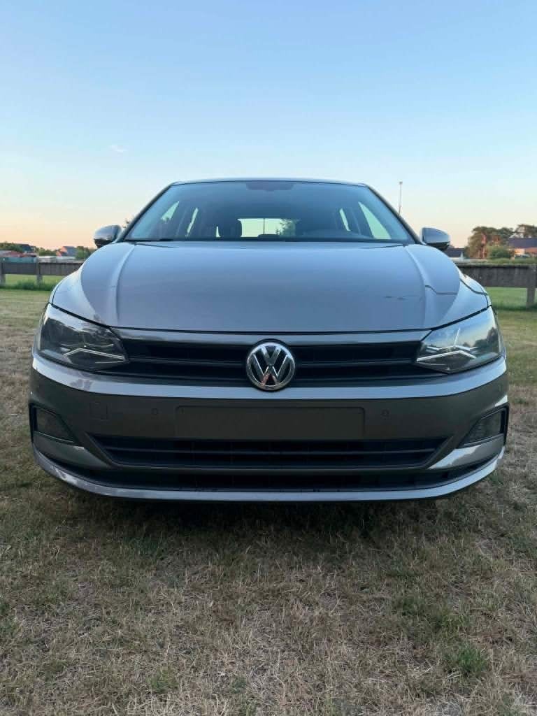 mooie vw polo 1.0 b 1 ste eigenaar reeds gvvk, Voorwielaandrijving, Stof, Euro 6, 48 kW