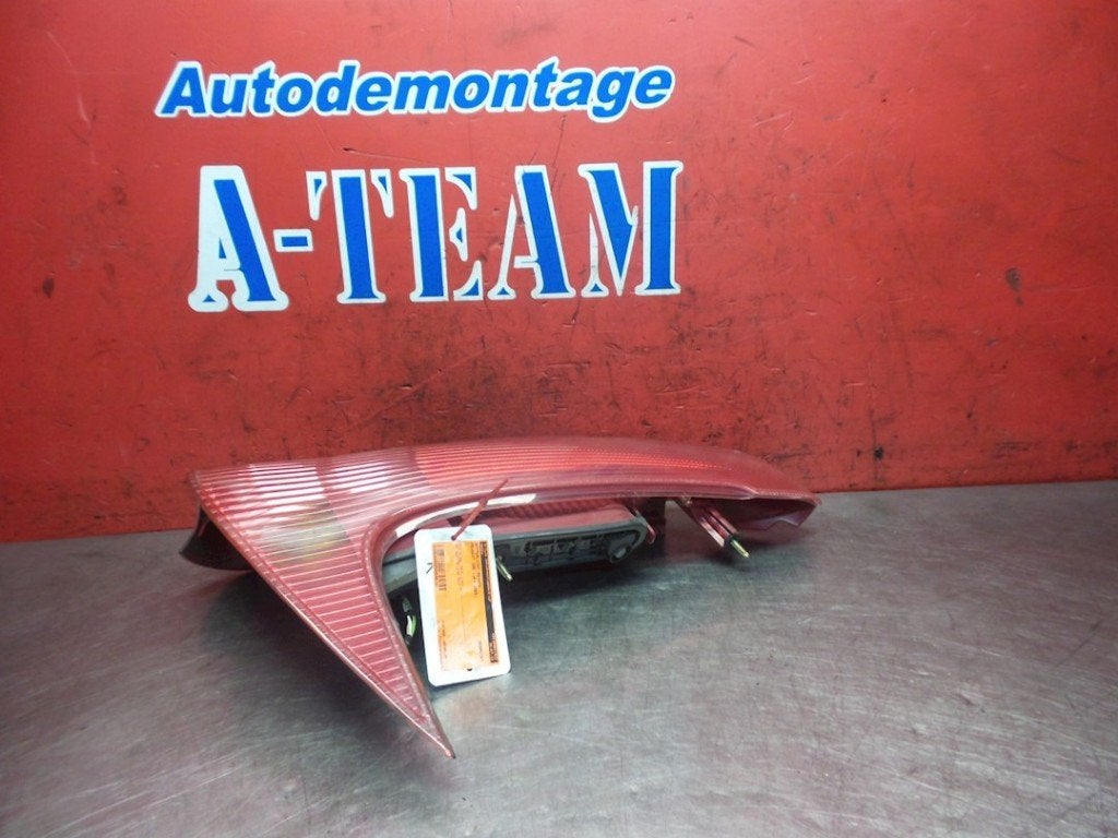 ACHTERLICHT RECHTS Peugeot 206 SW (2E / K) (01-2002/03-2007), Gebruikt, Valeo, 100, rue de Courcelles
75017  Paris, FR, Info@valeo.fr