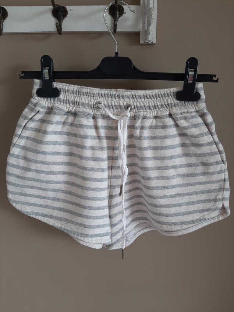 Shortje JBC maat 34, Enlèvement ou Envoi, Beige, Comme neuf, Taille 34 (XS) ou plus petite