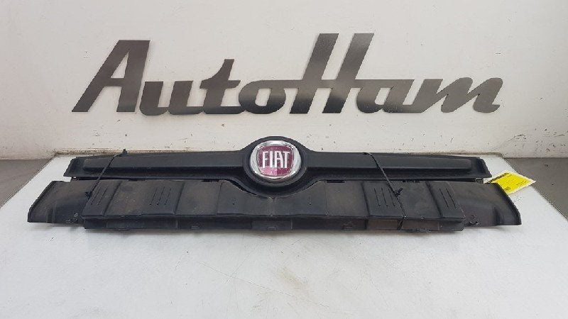 CALANDRE Fiat Panda (312) (|735520656|735537029|51880201|), Dhr. J. Ham, Administratie@autoham.nl, Utilisé, Fiat